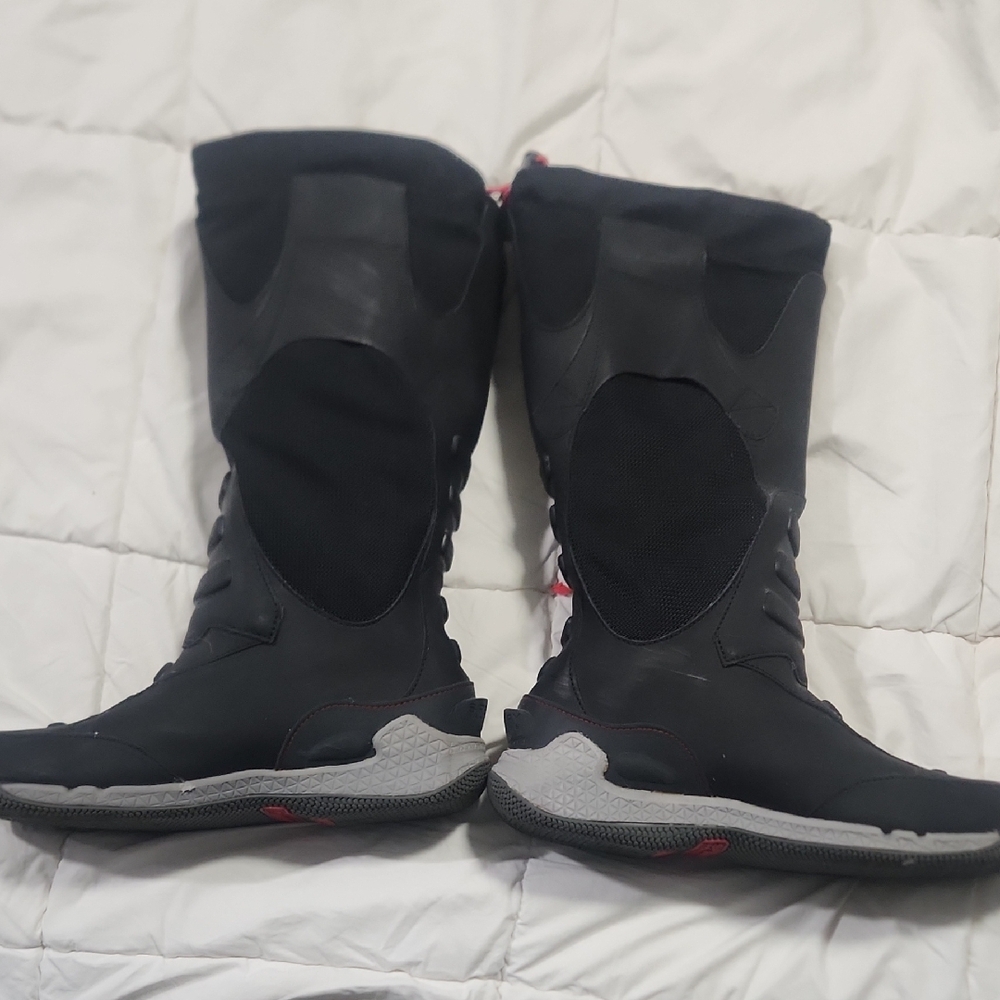 Sperry Women's Black Boots - Picture 5 of 6